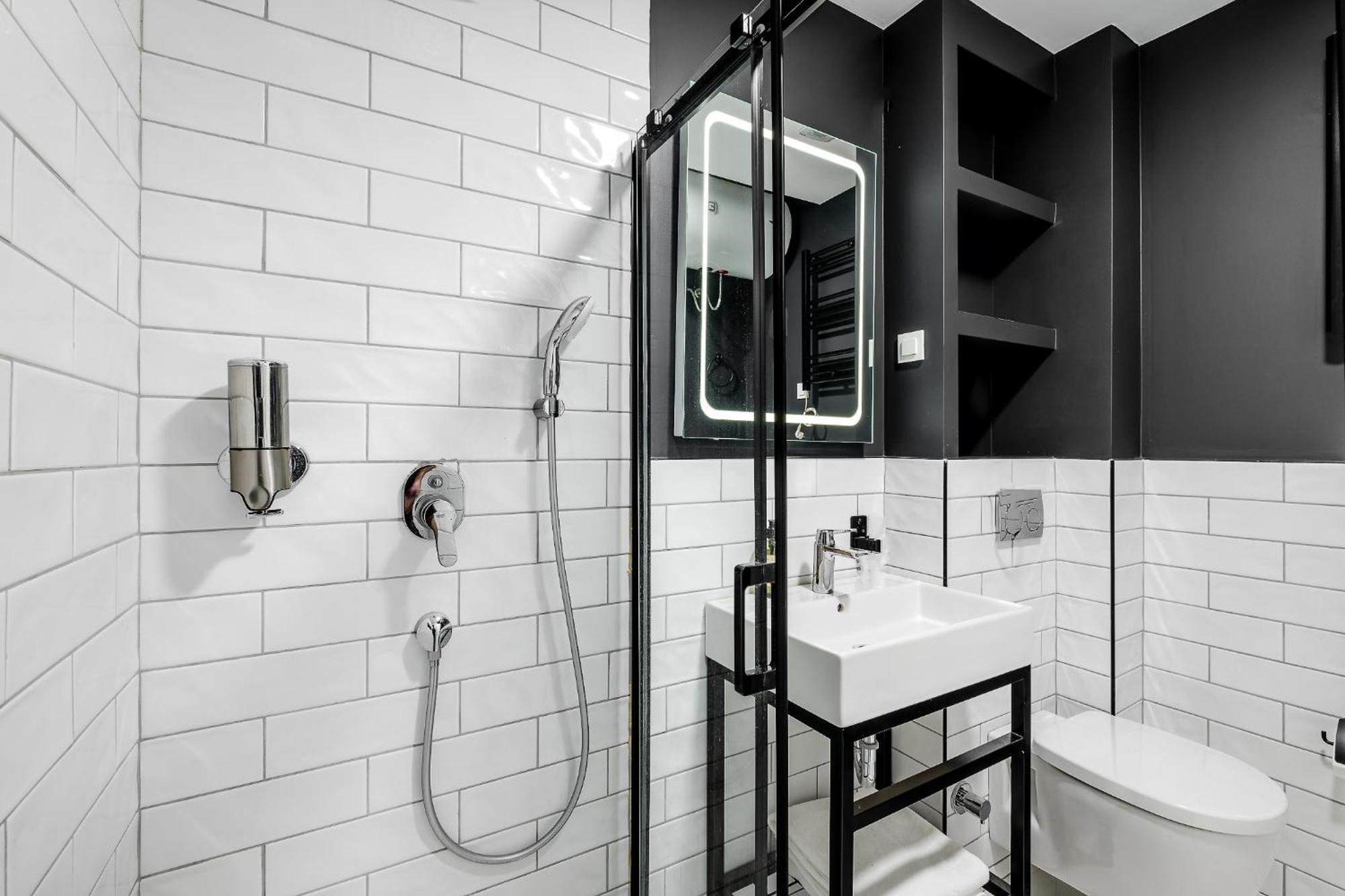 Montenegro Lodge Kavač 客房 照片 Bathroom